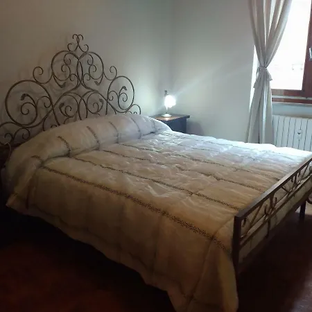 Casa Vacanza Corilla Apartment *